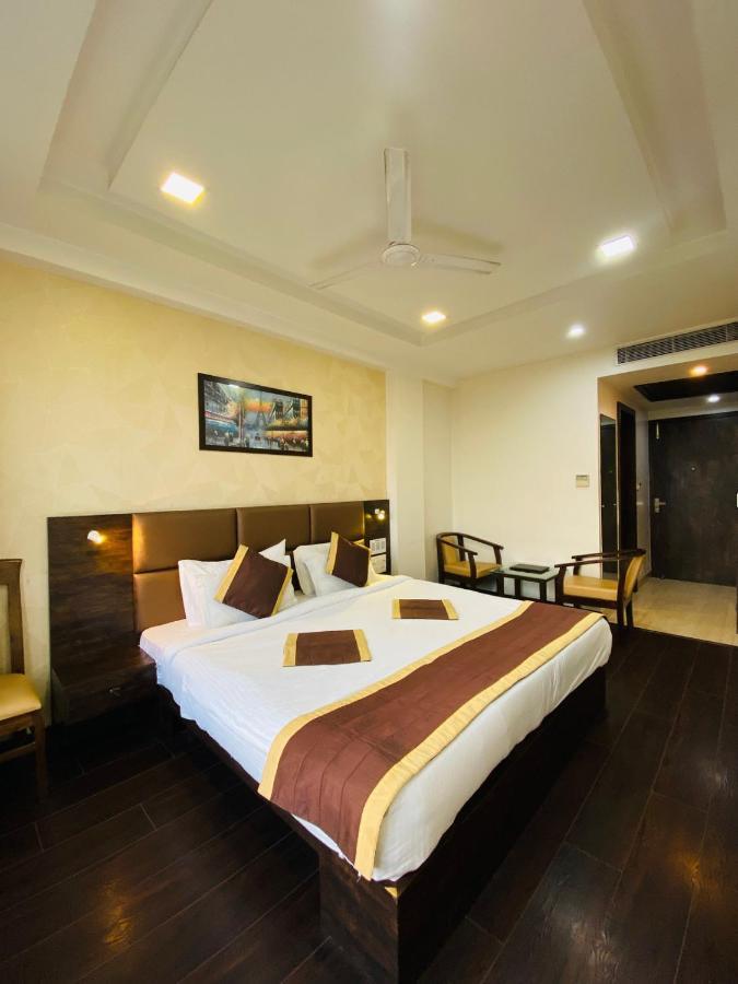 Hotel Ss Grandeur Lucknow Bagian luar foto