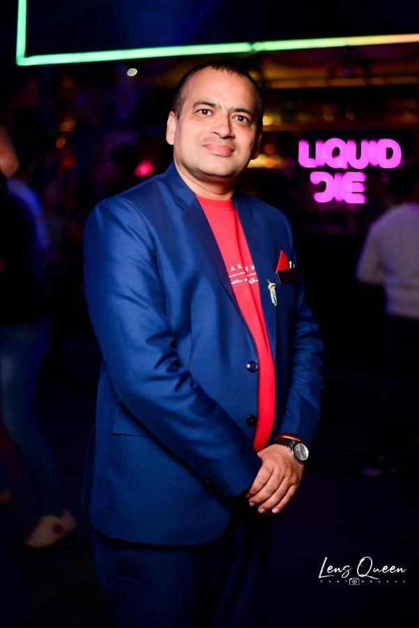 Hotel Ss Grandeur Lucknow Bagian luar foto