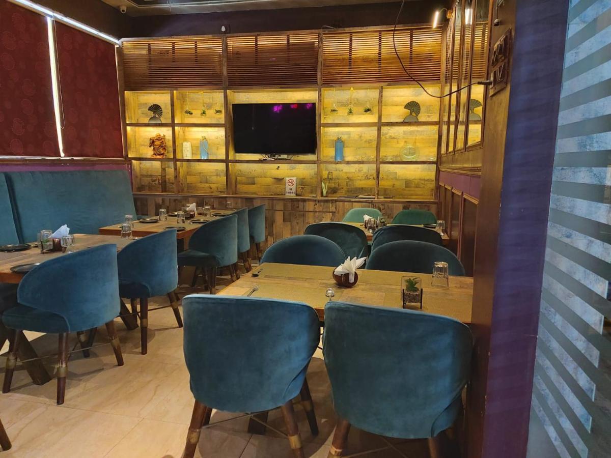 Hotel Ss Grandeur Lucknow Bagian luar foto